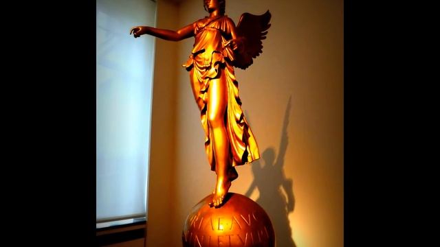 Скульптуры из музея в Берлине смотреть онлайн