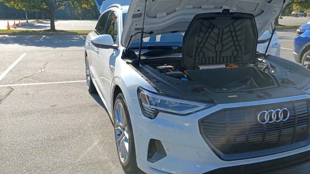 Queen City Event 10 08 2022 #ev6#ev #tesla#rivian #id4#mustangmache #f150lightning#ioniq5 #rav4prim смотреть онлайн