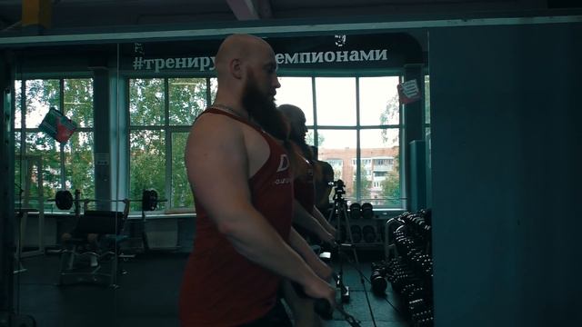 Тренировка спины и бицепсов. Сушка продолжается смотреть онлайн