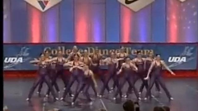 College Dance Team 2004 University of Minnesota-Minneapolis смотреть онлайн