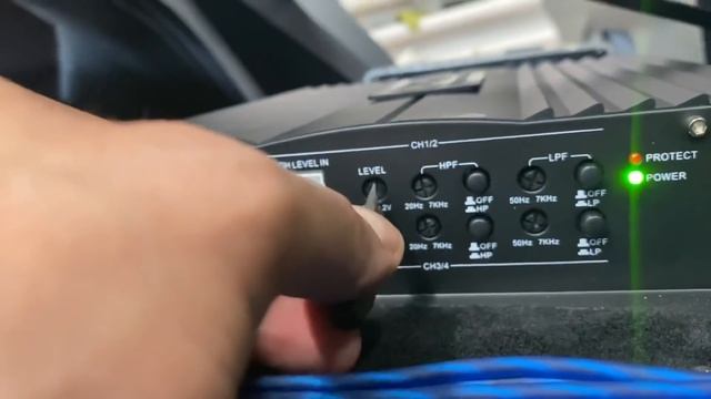 Мастер-класс! Настройка аудиосистемы с двумя усилителями. Автозвук в Kia Cerato за 40000 рублей смотреть онлайн