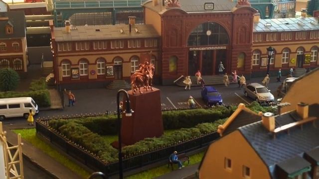 Макет железной дороги сделан с душой (2016) смотреть онлайн