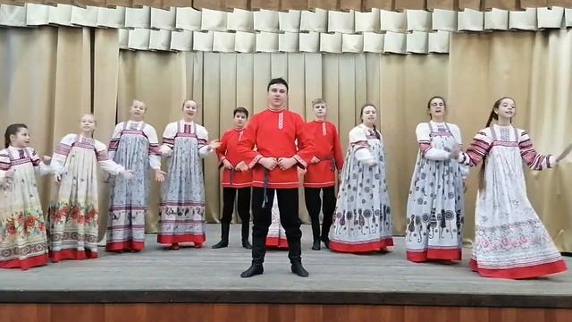 "Ох, на горе мак". Фольклорный ансамбль "Казачья песня" МБУДО ДШИ им. Н.В.Сергиенко п.Октябрьского смотреть онлайн