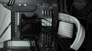 How To Install the MSi MEG CoreLiquid S360 Liquid Cooler