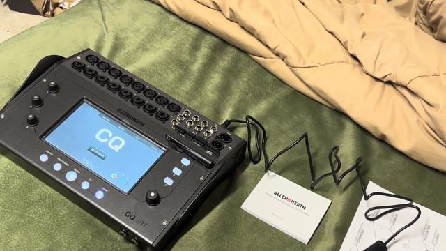Allen & Heath - CQ 18T - Digital Mixer unbox and first look смотреть онлайн