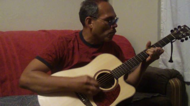 Raevyn Simone Cort Guitar MR-710 смотреть онлайн