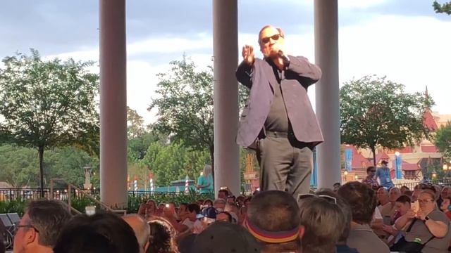 EPCOT Eat to the Beat 2018 - James Belushi смотреть онлайн