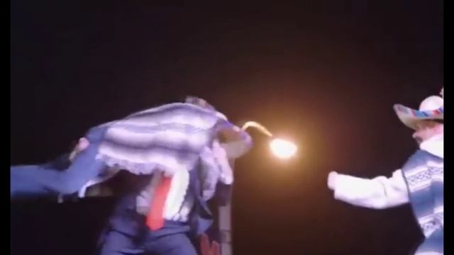 Donald Trump vs Mexicans [EXTREME FIGHT] смотреть онлайн