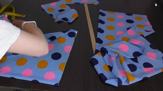 Как сшить платье отрезное под грудью？Как сшить платье отрезное под грудью? смотреть онлайн