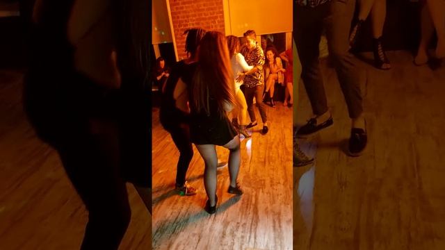 Bachata | Dance Poker смотреть онлайн