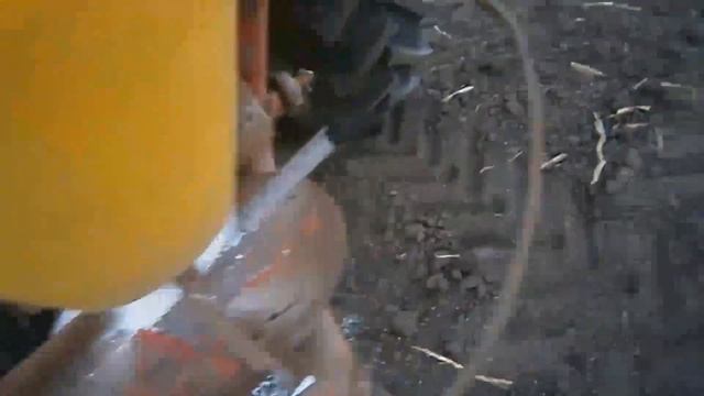 Трактор МТЗ Беларус 920 Лейка для удобрения Удобряем Карбамид Удобрение #vseklevo #синийтрактор смотреть онлайн