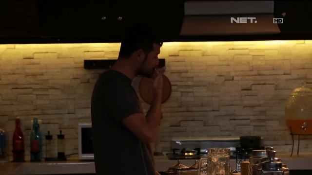 Misterious Doll - Part 1/4 | Tetangga Masa Gitu? S02 E56 | NetMediatama смотреть онлайн