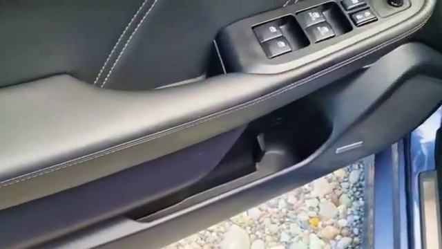 Subaru Legacy 3.6R versión Limited, modelo 2018 смотреть онлайн