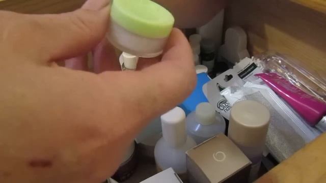 Минимализма в косметике не будет/Как победить задвоенность смотреть онлайн