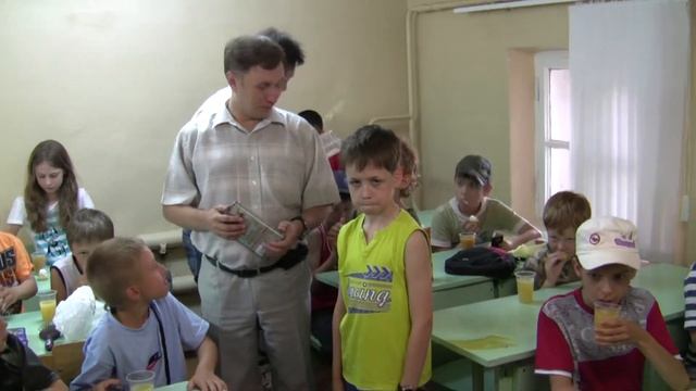 Встреча с детским писателем Дмитрием Суслиным смотреть онлайн