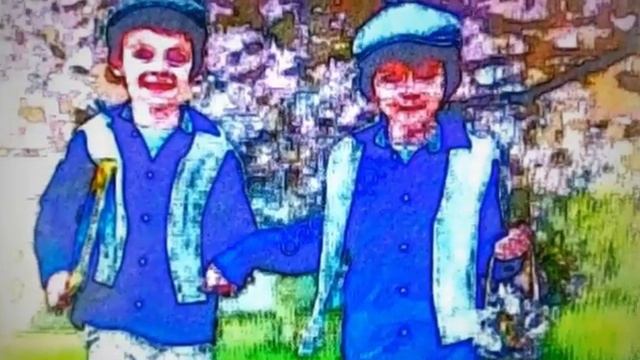 "Первоклассник и Георгины". Стихи Генриэтты Хасиной. Музыка и исполнение Ольги Павловой. смотреть онлайн