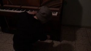 Разбор пианино на металлолом