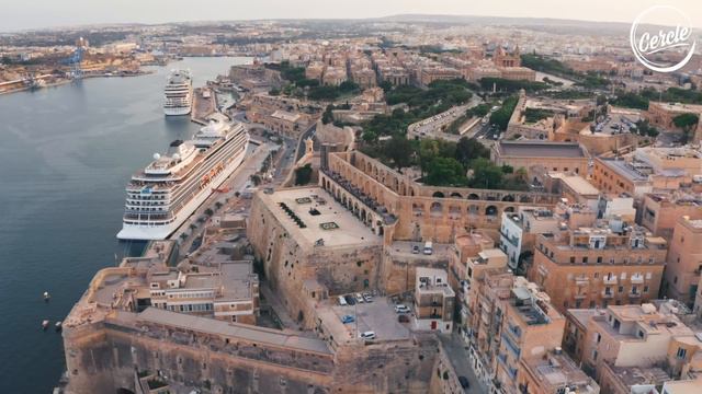 Anfisa Letyago At Saluting Battery, In Malta For Cercle (VEVAL.RU)