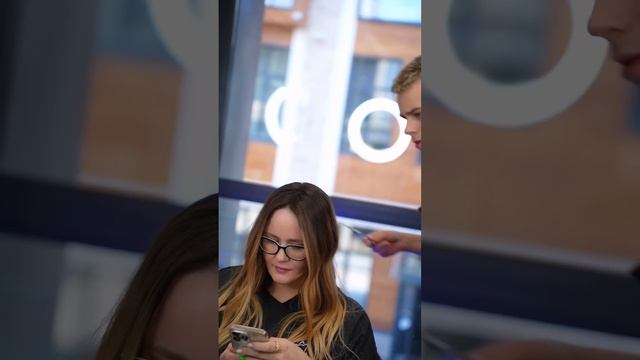 СЛИШКОМ ДОРОГО! СТРИЖКА ОТ СТАЖЁРА #shorts смотреть онлайн