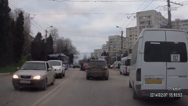 Красный ВАЗ 2101 г3130КР догнал светло-синий ВАЗ 2109 смотреть онлайн