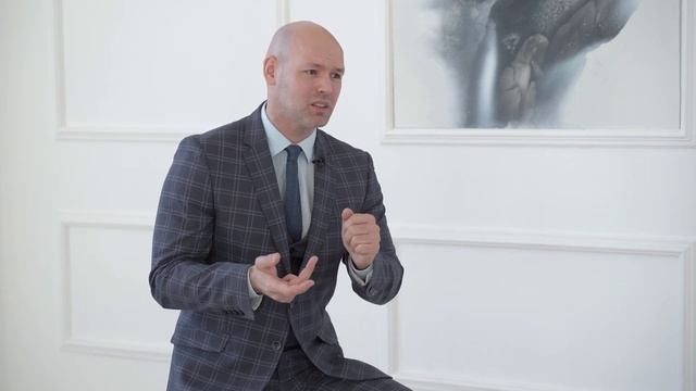 КАК ОТКРЫТЬ МАГАЗИН ОДЕЖДЫ | Шоу-рум женской одежды | БИЗНЕС смотреть онлайн