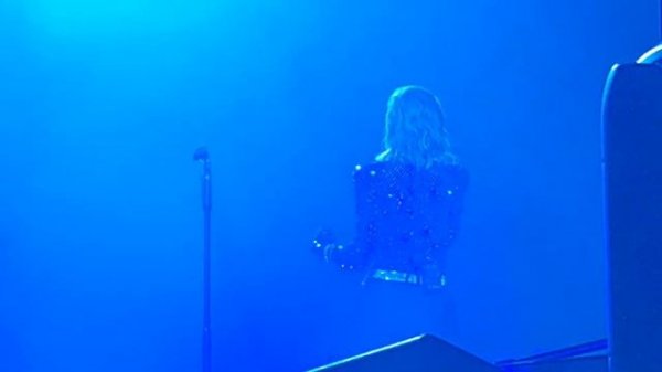 Alison Goldfrapp Number One live at Here, Outernet, London @AlisonGoldfrappofficial