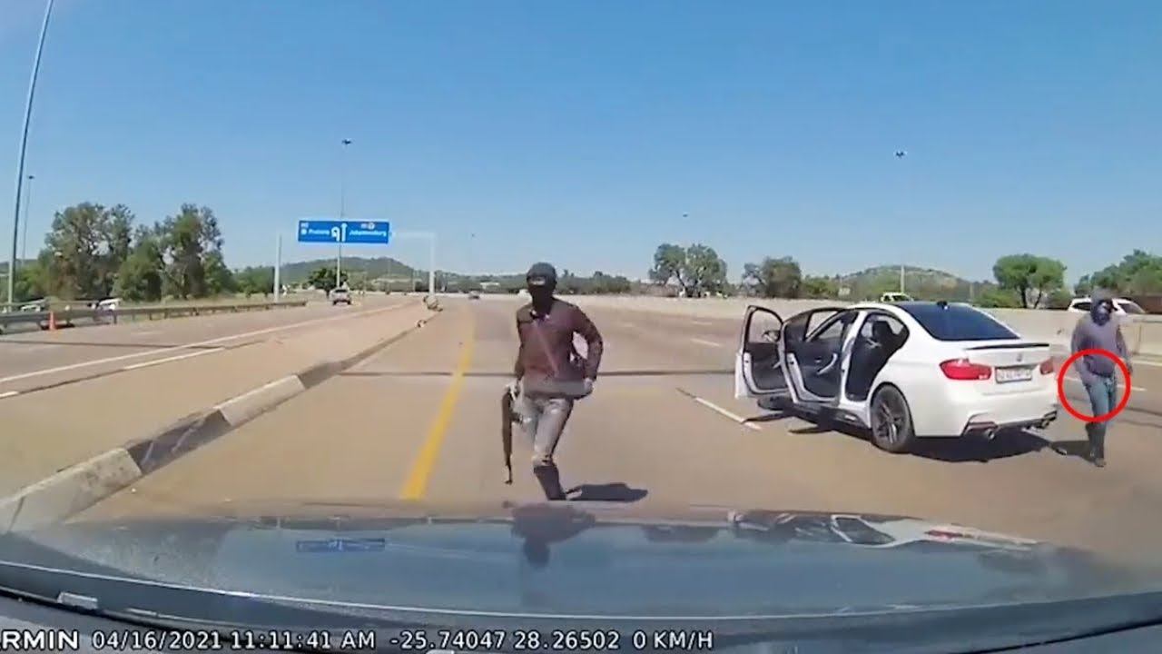 Посмотри, что Бывает! Эти Случаи на Дороге Ты Запомнишь на Всю Жизнь смотреть онлайн