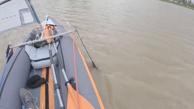 Self maid kayak sail. Приліпив вітрило до надувного каяка і ві-і-і-і-у-у-у-у як файно смотреть онлайн