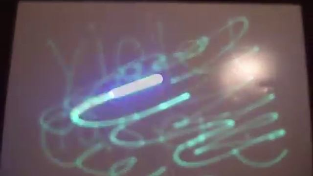 Рисуем лазерной указкой :) смотреть онлайн