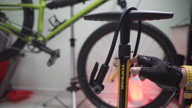 Unboxing: TOPEAK JOEBLOW SPORT III FLOOR PUMP смотреть онлайн