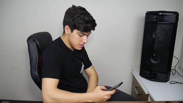 Komşuyu Çıldırtacak Kadar Güçlü 600₺ Ses Sistemi ! смотреть онлайн