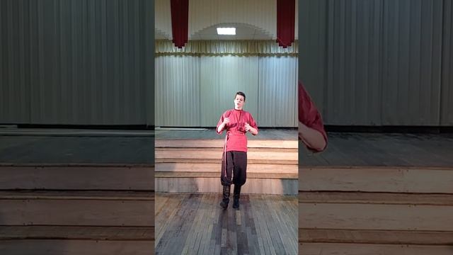 Кулин Сергей 14 лет Фрагмент былины об Илье Муромце из репертуара Чупрова Е П смотреть онлайн