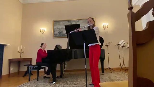 G. Fauré - Morceau de Concours for flute and piano смотреть онлайн