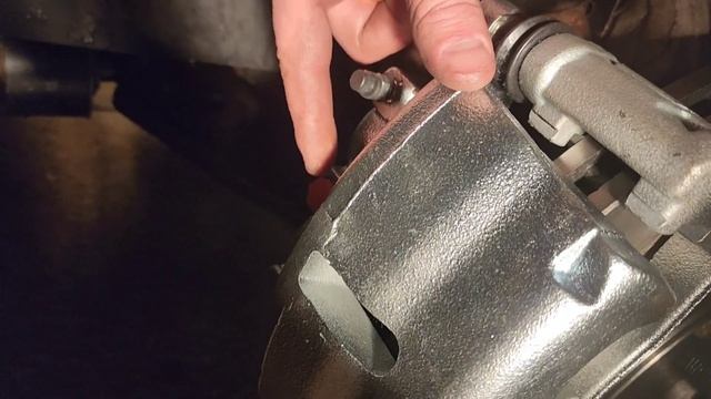 I replace Acadia/Traverse/Outlook/Enclave Calipers, rotors and pads смотреть онлайн