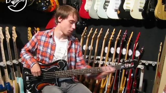 EASTWOOD EEB-1 Bass смотреть онлайн