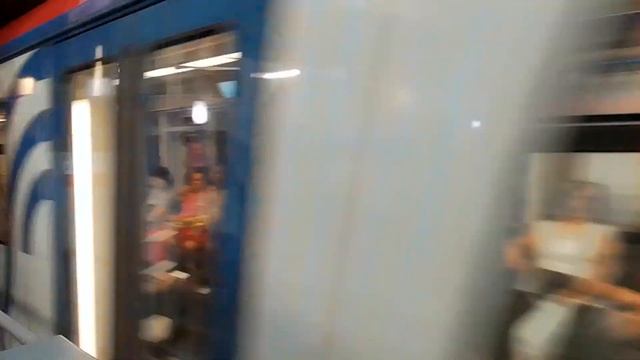 Электропоезд 81-765/766/767 "Москва" на Станции Метро Рязанский Проспект смотреть онлайн