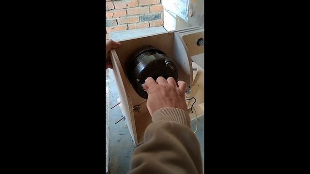 Ленточный гриндер из фанеры и двигателем от старой стиральной машины (Diy plywood belt grinder) смотреть онлайн