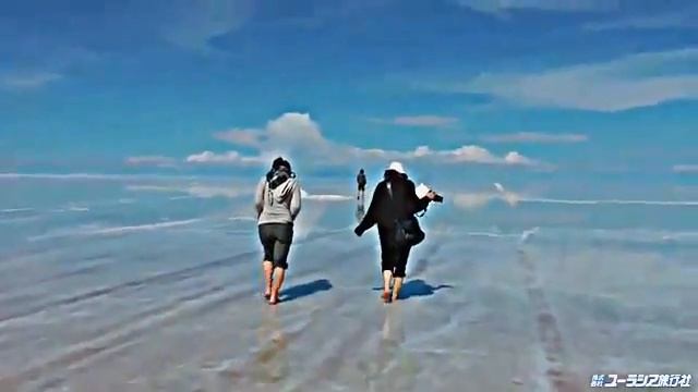 Очень необычное озеро Солончак Уюни. Боливия(Salt lake, Marsh Uyuni. Bolivia) смотреть онлайн