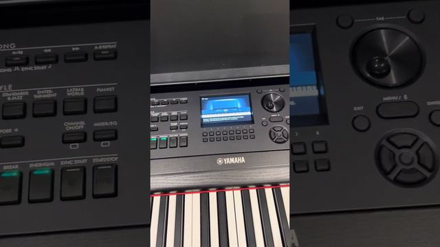 Yamaha DGX 670 keyboard! смотреть онлайн