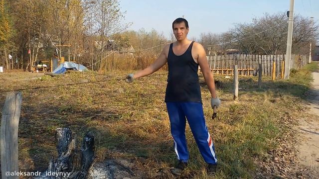 Как сделать бюджетный недорогой дешевый экономный забор из колючей проволоки своими руками для дачи смотреть онлайн