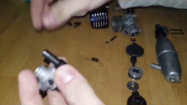 Tutorial: How to disassemble and rebuild a nitro engine of Rc Car, Kyosho Gxr смотреть онлайн