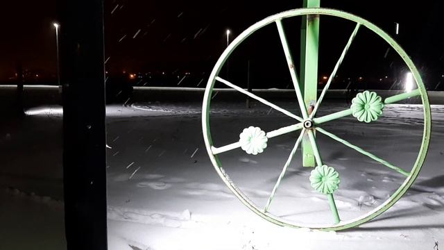 Арск сегодня. 19.12.21. Парк Казан Су. Зимний вечер смотреть онлайн