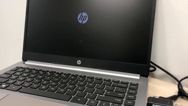 HP 240 G8 Notebook can't see hard drive during windows installation. How to fix it? смотреть онлайн