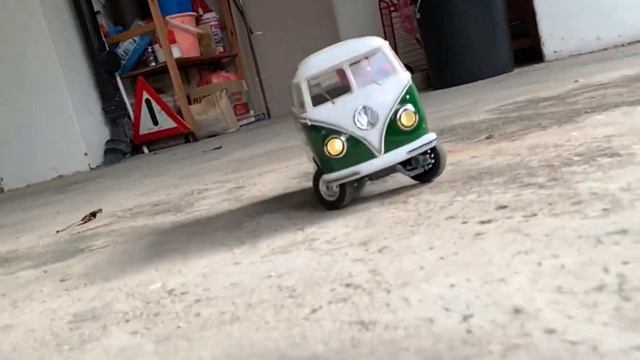 Tamiya Wild Willy Samba Bus body on WPL D42 chassis смотреть онлайн