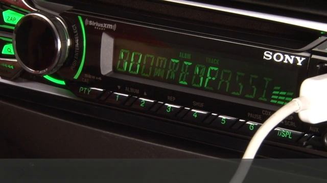 Sony CDX-GT565UP CD Receiver Display and Controls Demo | Crutchfield Video смотреть онлайн