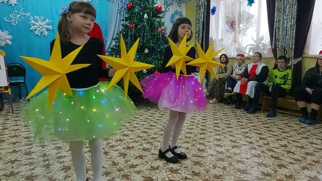 "Звездная страна" - танец на Новый год. смотреть онлайн
