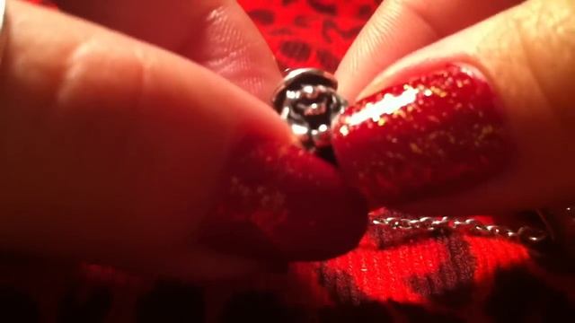 My PANDORA charm bracelet review. Мой браслет ПАНДОРА. смотреть онлайн