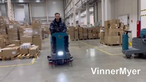 Поломоечная машина с местом для оператора #VinnerMyer S810R