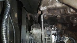 Щетки генератора (как поменять не снимая генератор)