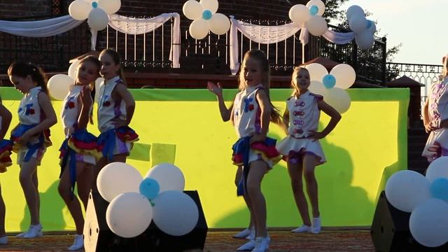 Выступаю на дне города, Каменецкая башня смотреть онлайн
